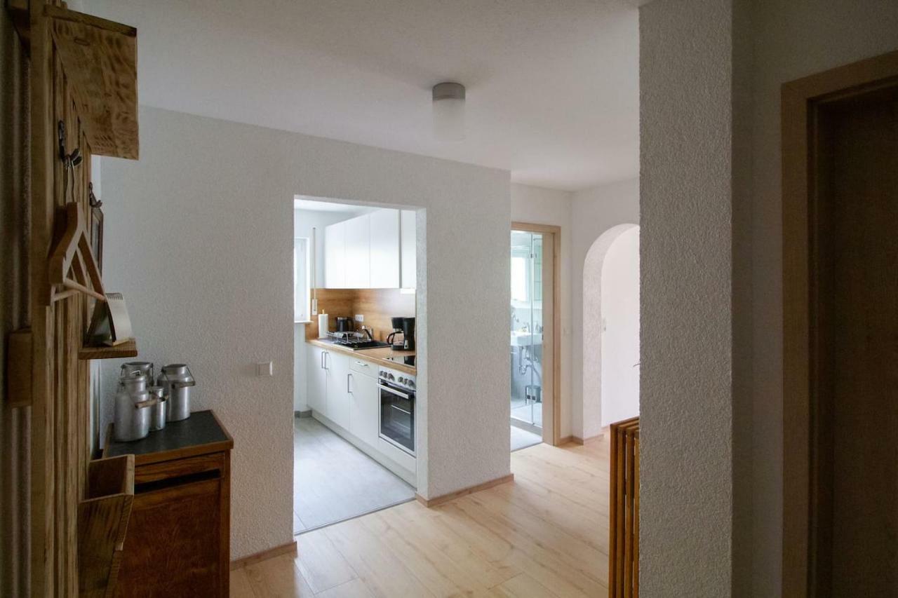 Schoene Und Helle Ferienwohnung In Pfaffenweiler Villingen-Schwenningen Exterior photo